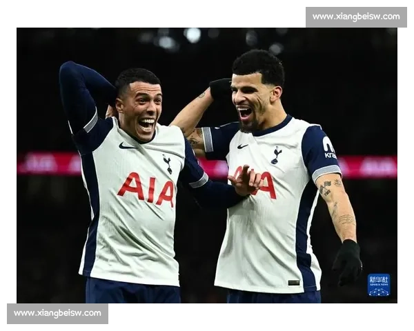 热刺新帅托马斯・弗兰克首访 Hotspur Way 与麦迪逊德拉古辛共商康复大计