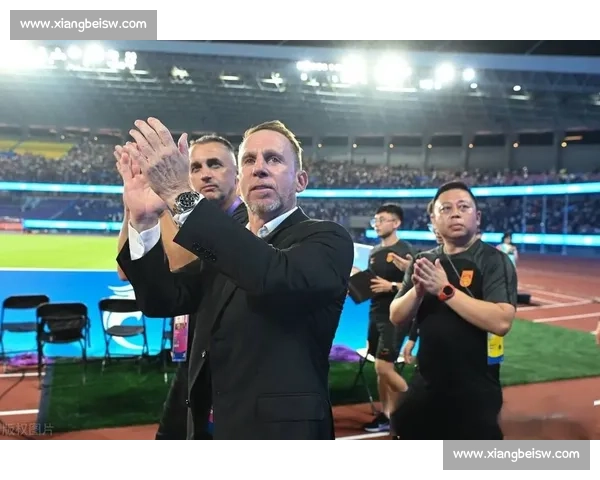 国足换帅提速！久尔杰维奇过渡身份坐实，两大名帅锁定接班